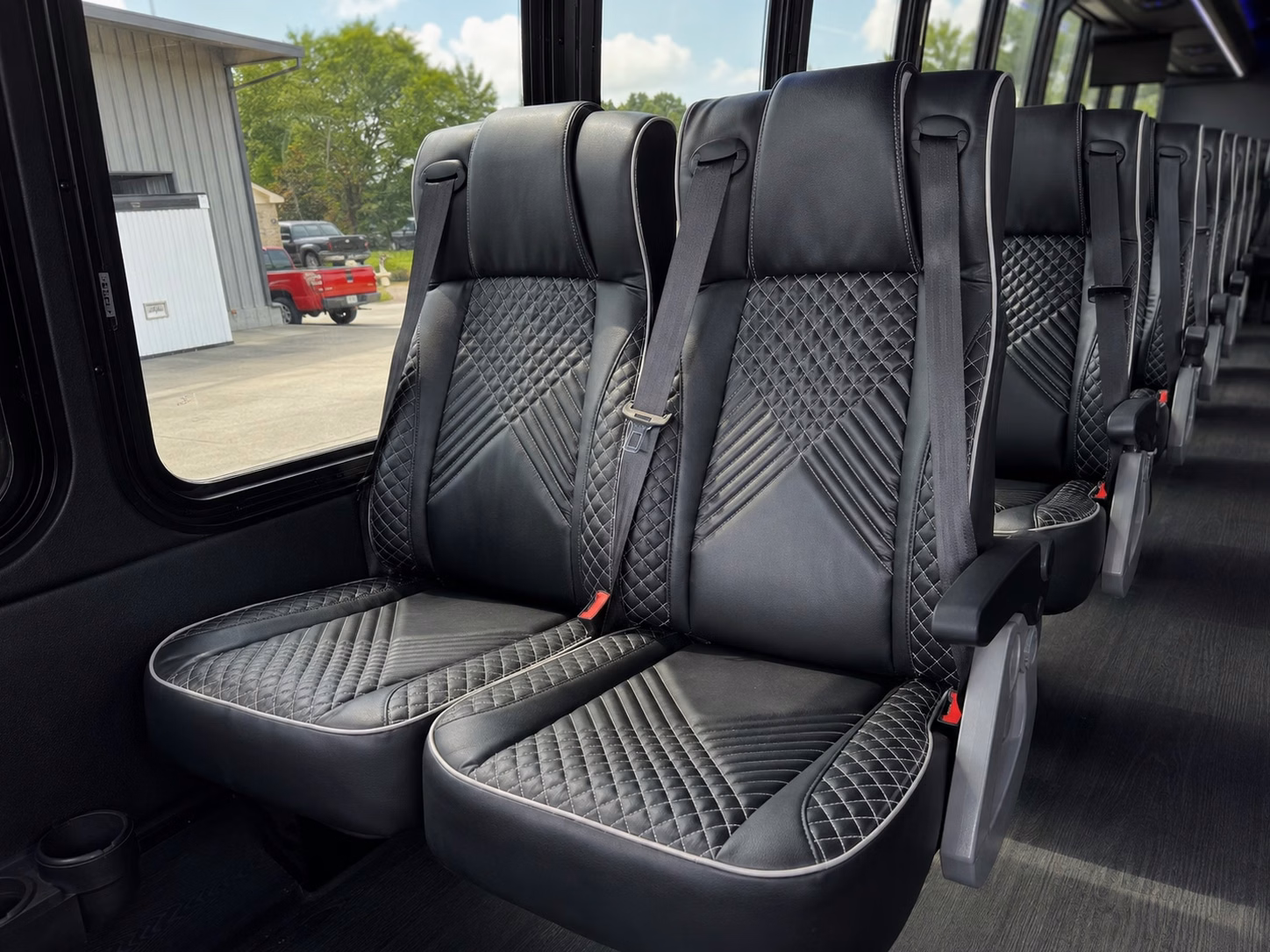 book prom transportation in norfolk or any city nearby