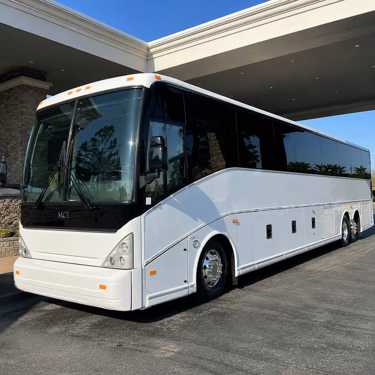 norfolk charter bus rental exterior