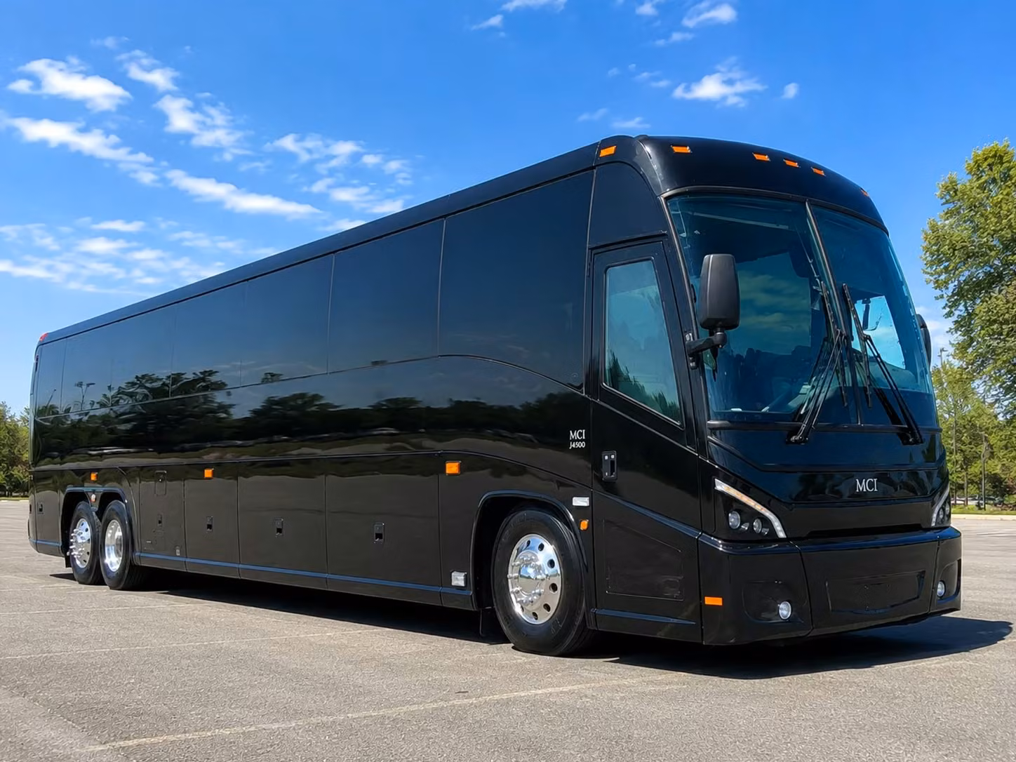 norfolk concert and entertainment venue shuttle bus rentals