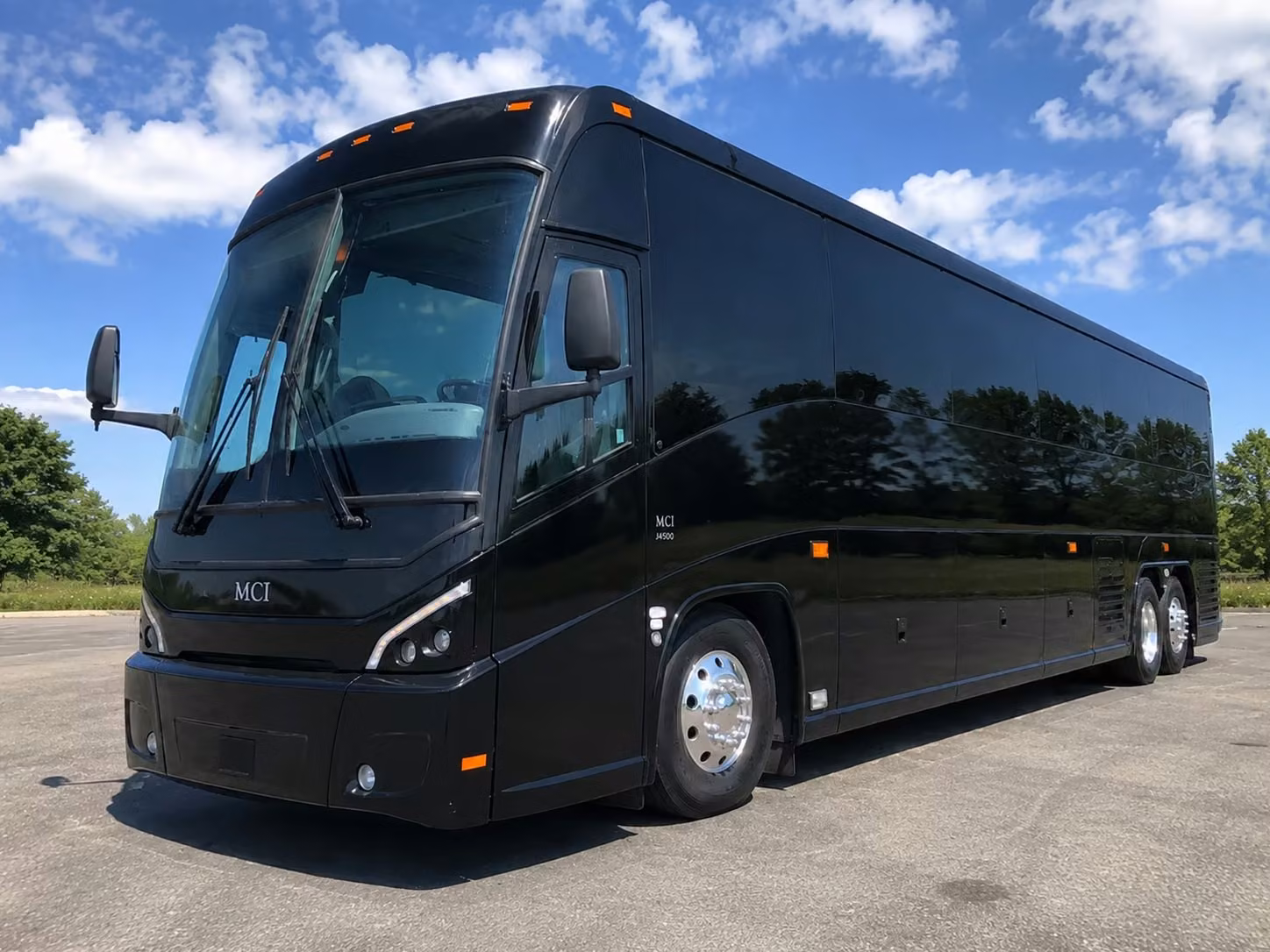 norfolk wedding shuttle bus and guest transportation