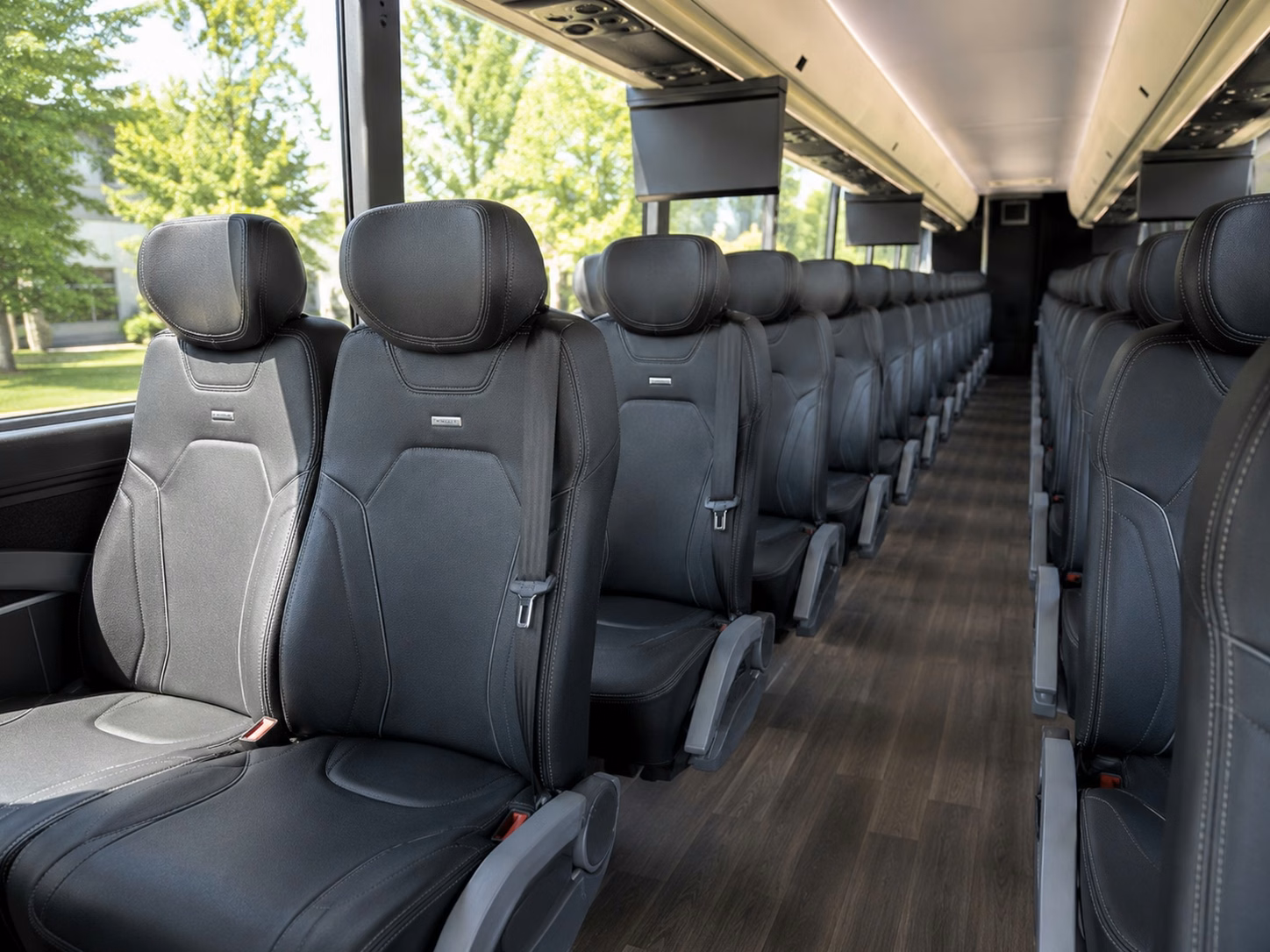shuttle your guests between downtown norfolk hotels and your wedding venue without the stress